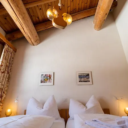 Edelweiss Darblauna Sut 아파트